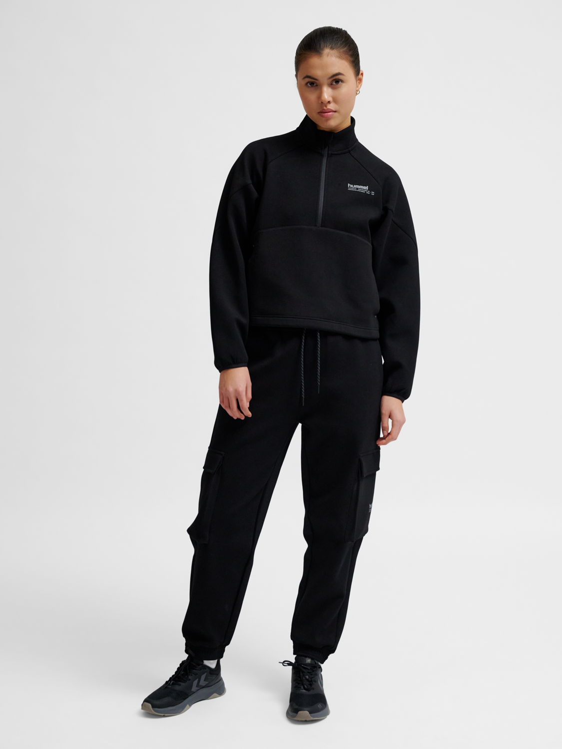 hmlTECH FLEECE WOMEN BOXY HALF ZIP BLACK