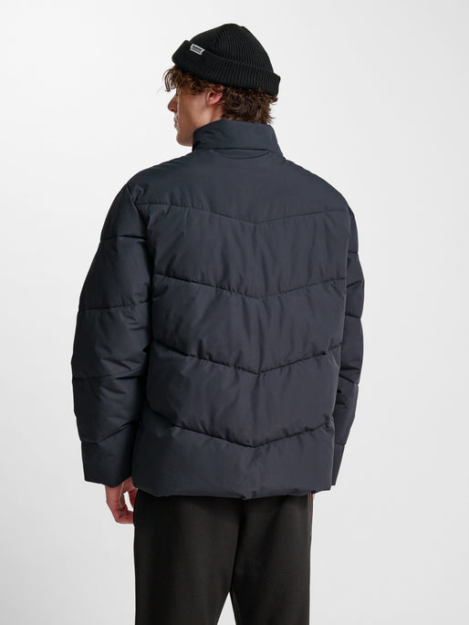hmlSHORT PUFFER JACKET BLACK