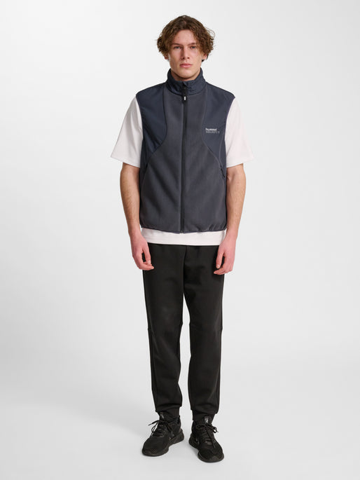 hmlHYBRID FLEECE VEST EBONY