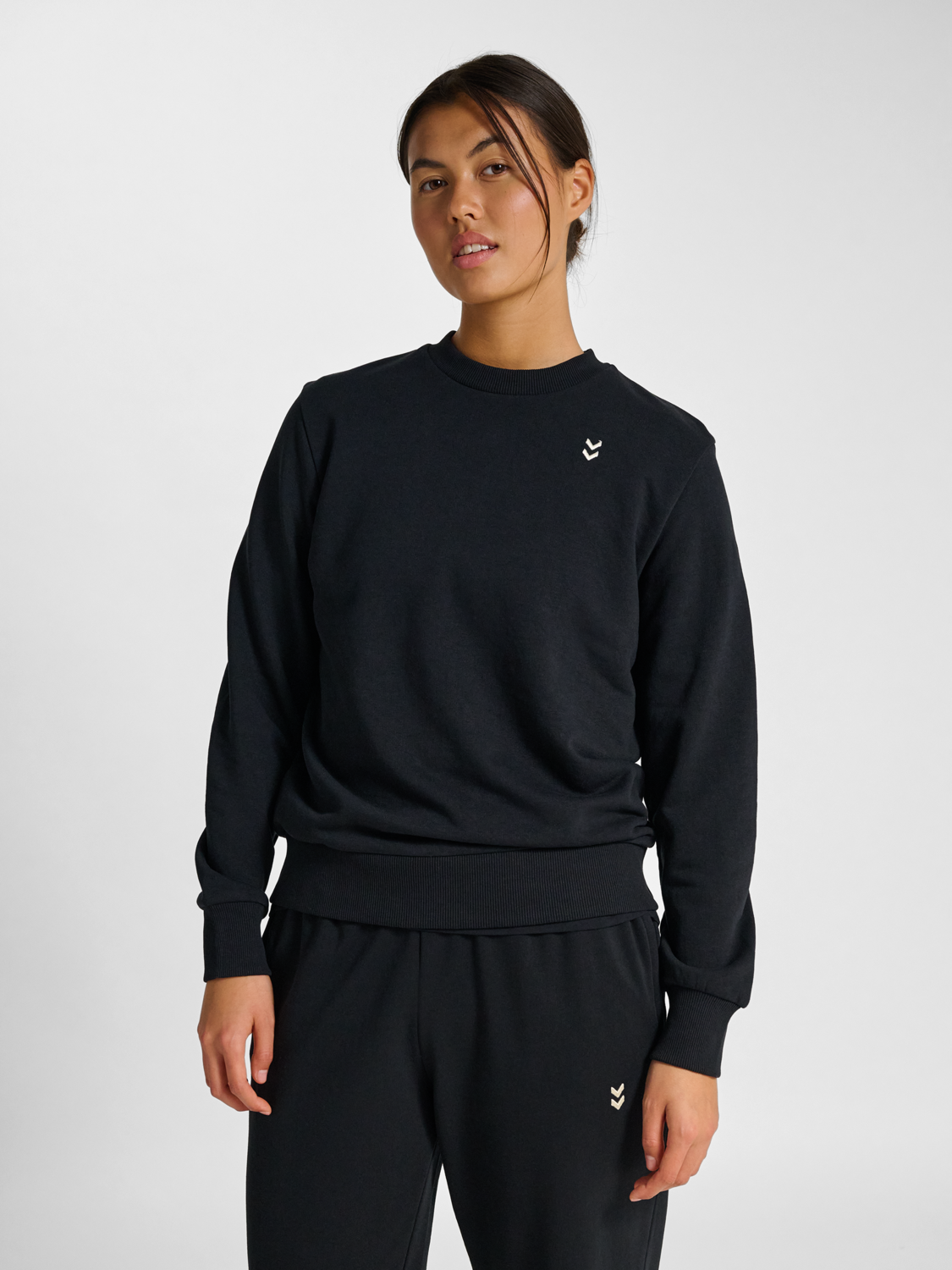 hmlPULSE W SWEAT CREWNECK BLACK