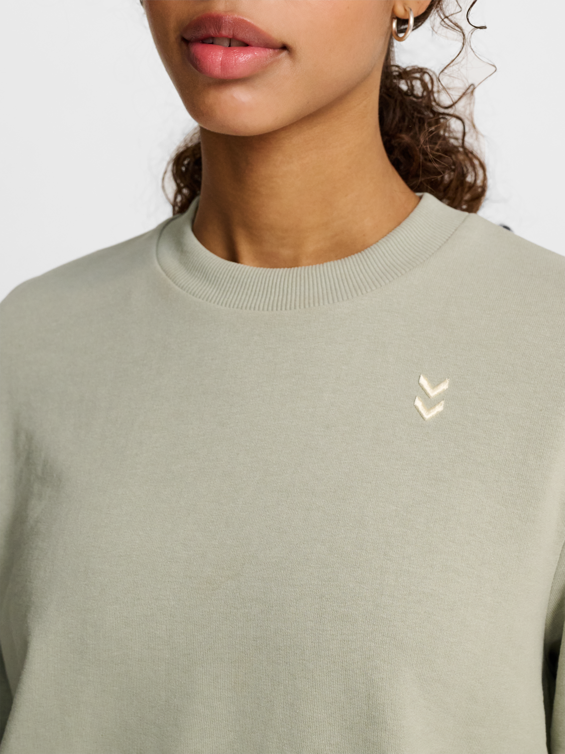 hmlPULSE W SWEAT CREWNECK SEAGRASS