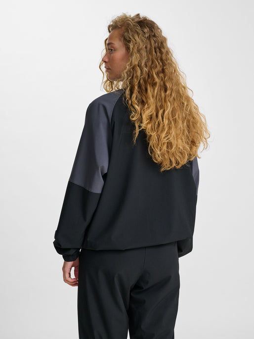 hmlLOOSE TRACK ZIPJACKET SPORTSWEAR BLACK