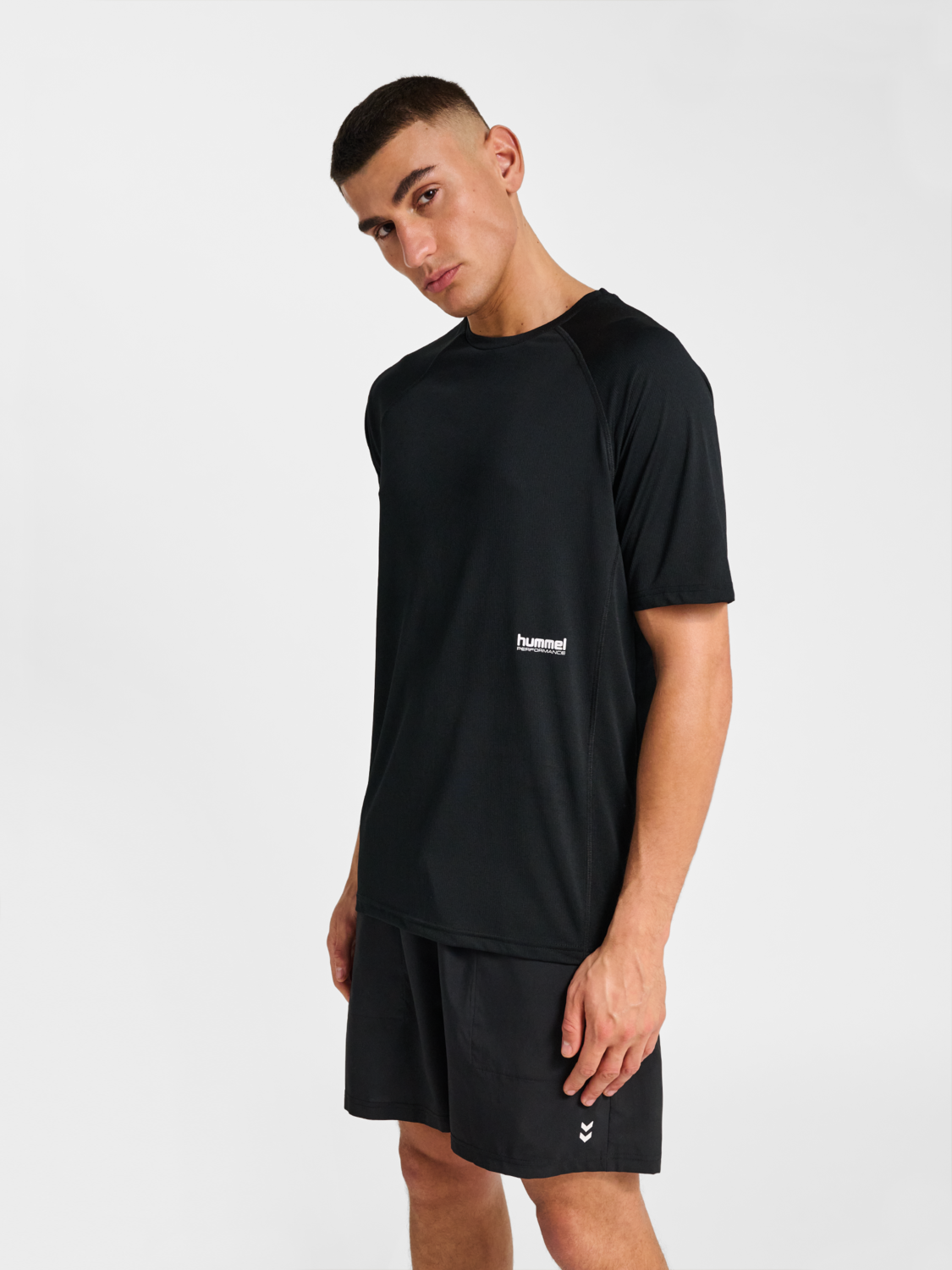 hmlPULSE WORKOUT T-SHIRT S/S BLACK