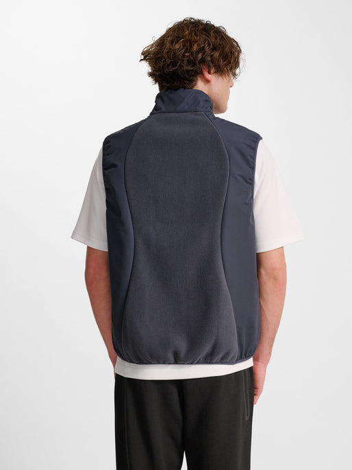 hmlHYBRID FLEECE VEST EBONY