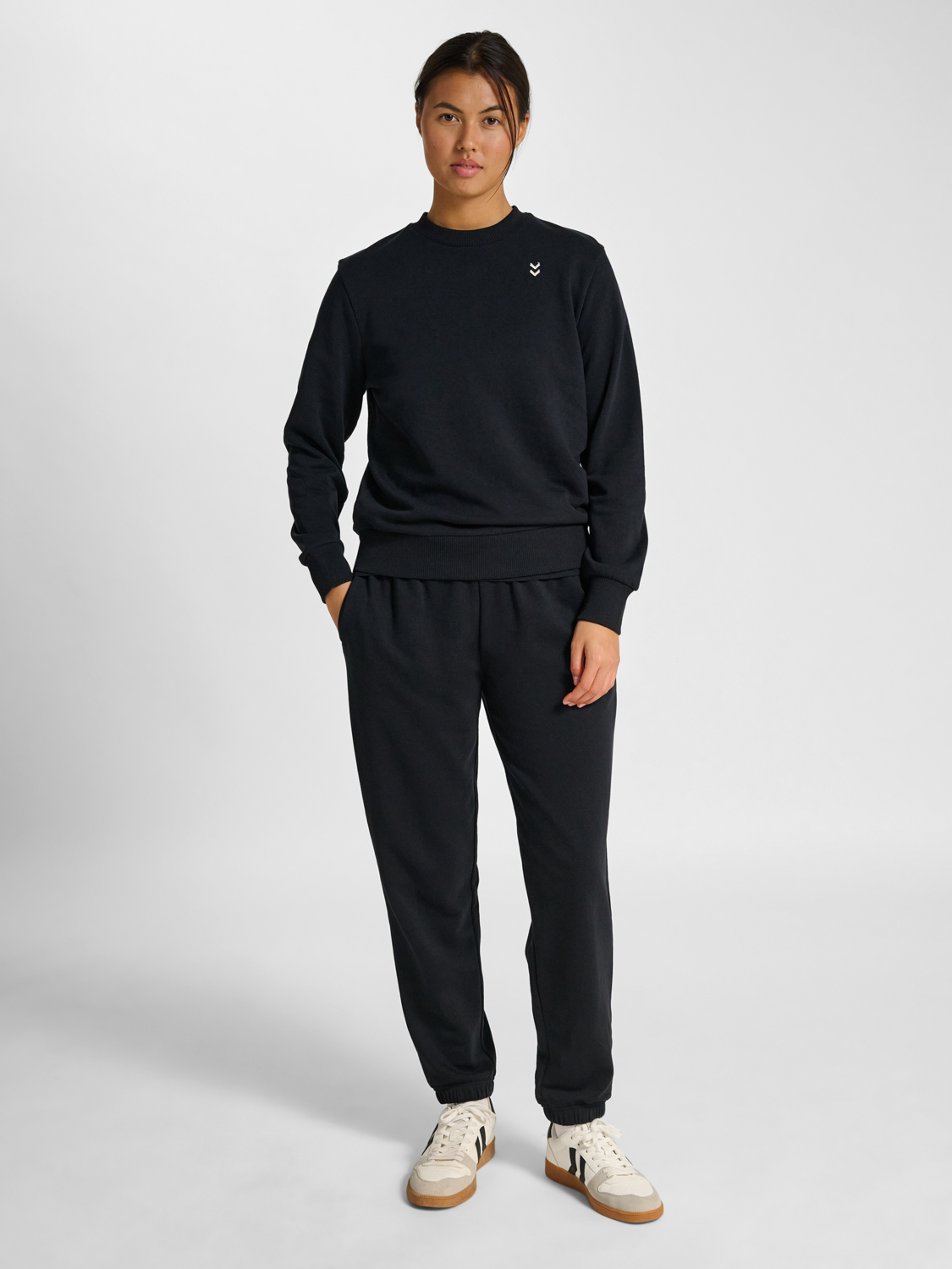 hmlPULSE W SWEAT CREWNECK BLACK