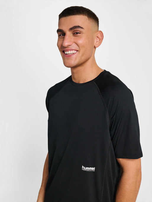 hmlPULSE WORKOUT T-SHIRT S/S BLACK