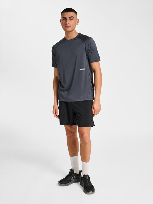 hmlPULSE WORKOUT T-SHIRT S/S EBONY