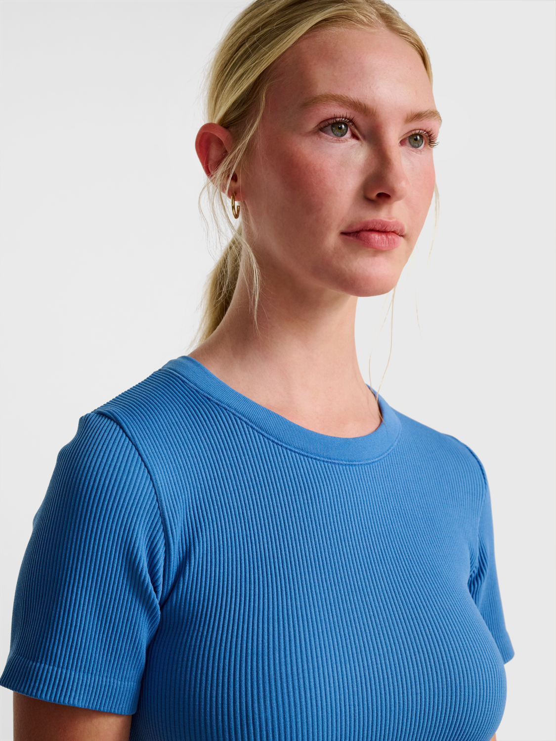 hmlPULSE SEAMLESS RIB W T-SHIRT S/S RIVERSIDE